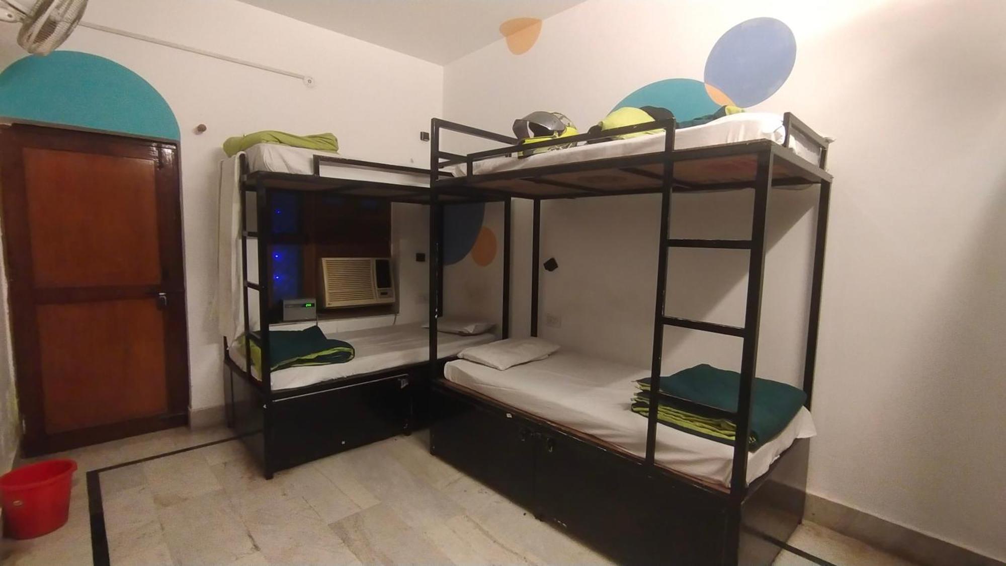 Unplan Hostel Rishikesh Ngoại thất bức ảnh